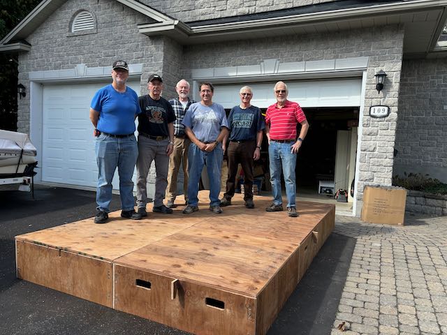 We built a portable Stage for the Council on Aging of Ottawa
